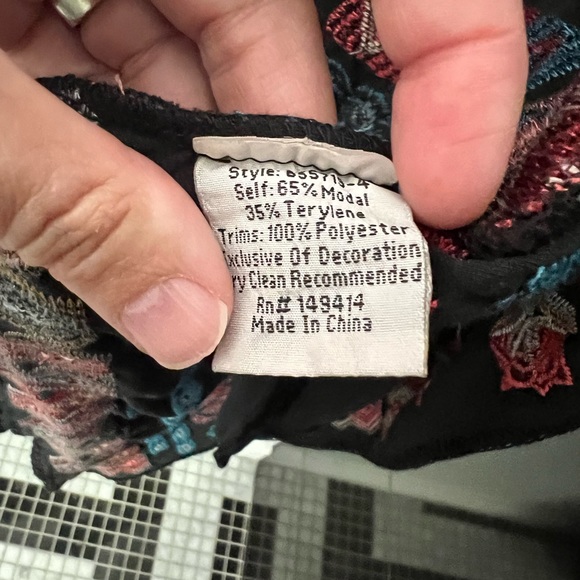 Johnny Was Short Wrap Embroidered Tencel NWOT - Picture 5 of 7